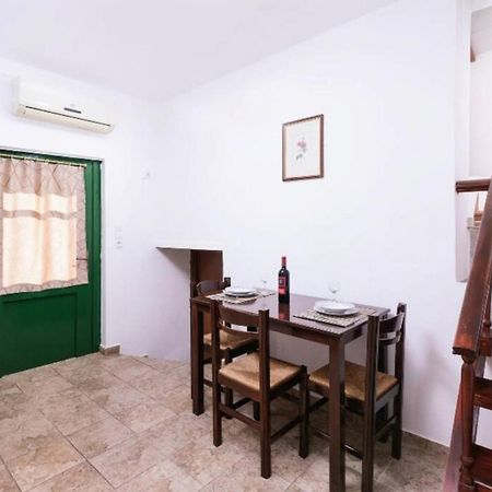 Apartment Panagiotis Kamilárion Extérieur photo