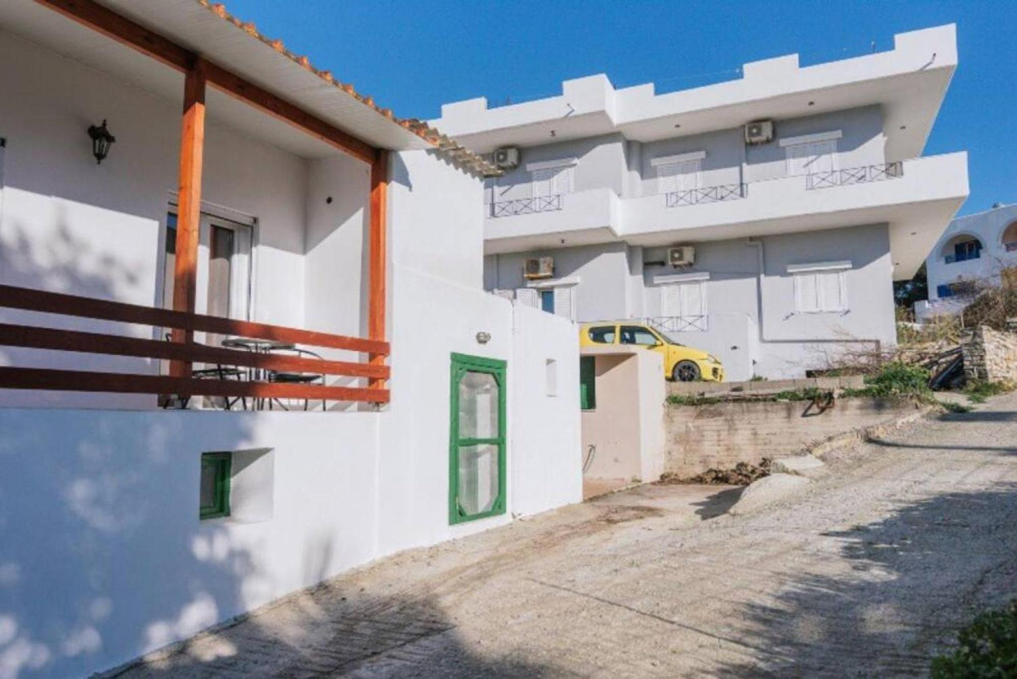 Apartment Panagiotis Kamilárion Extérieur photo